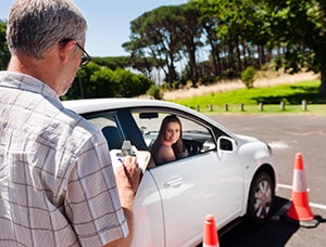 Types of driving lessons available in driving school sunshine coast