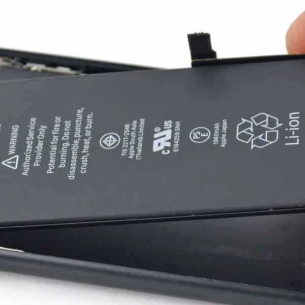 Recharge Your Experience: The Benefits of iPhone Battery Replacement in Toronto